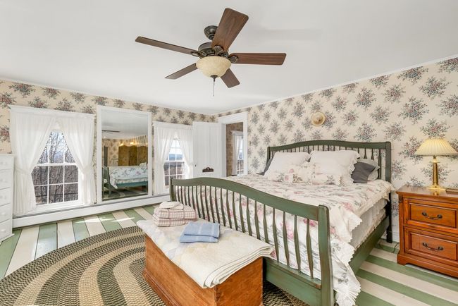 959 Presidential Hwy, House other with 8 bedrooms, 8 bathrooms and null parking in Jefferson NH | Image 48