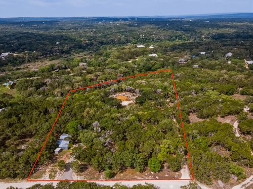 410 Cedar Bend Rd, Wimberley, TX, 78676-9136 | Card Image