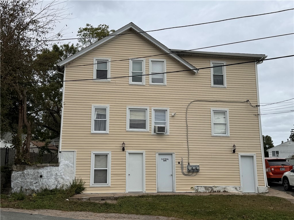 Agnes St, West Warwick, RI 02893