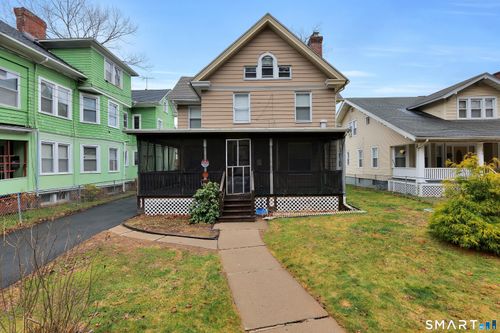 382 Vine St, Hartford, CT, 06112-2032 | Card Image