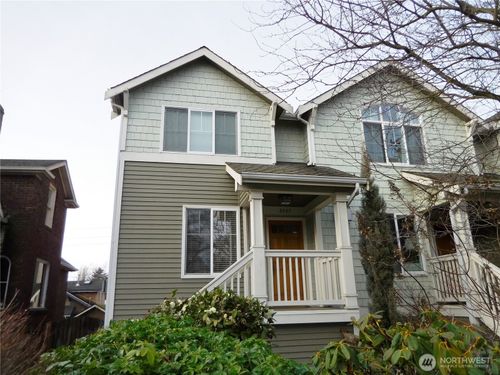 6407 9th Ave Ne, Seattle, WA, 98115-5531 | Card Image