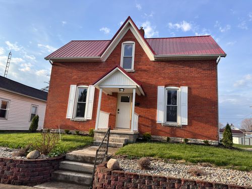 206 E Benton St, Wapakoneta, OH, 45895-2306 | Card Image
