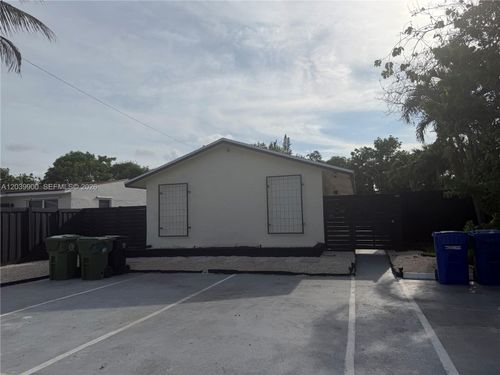 1-1533 Nw 2nd Ave, Fort Lauderdale, FL, 33311-5547 | Card Image