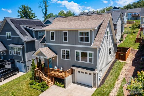 32 Greenwood Fields Dr, Asheville, NC, 28804-0099 | Card Image