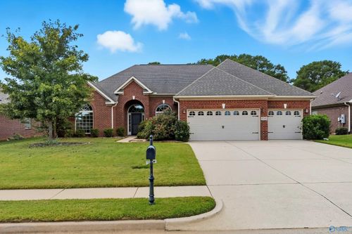 8510 Rolling Oaks Dr Se, Owens Cross Roads, AL, 35763-2000 | Card Image