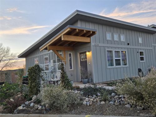 828 Burnham Ln, Bayfield, CO, 81122-8845 | Card Image