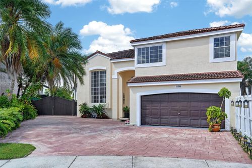 15500 Sw 99th Ln, Miami, FL, 33196 | Card Image