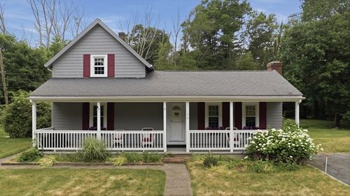 176 New St, Rehoboth, MA, 02769-2917 | Card Image