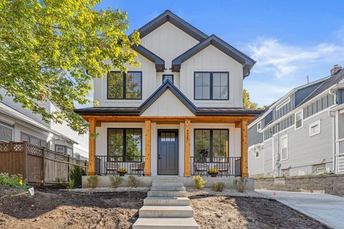4425 Zenith Ave S, Minneapolis, MN, 55410-1459 | Card Image