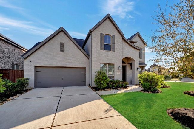 28902 Ridge Valley Ct, House other with 5 bedrooms, 5 bathrooms and 3 parking in Fulshear TX | Image 4