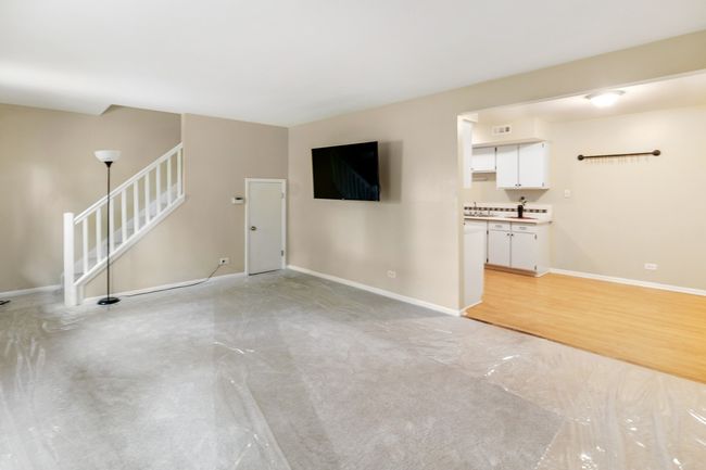 U11 - 820 Pahl Rd, Home with 2 bedrooms, 2 bathrooms and 2 parking in Elk Grove Village IL | Image 4