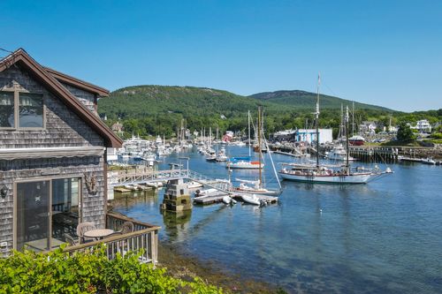6 Bay Road, Camden, ME, 04843 | Card Image