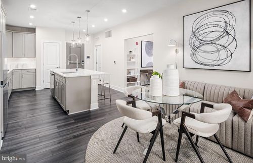 5-1961 Illumination Drive, VIENNA, VA, 22182 | Card Image