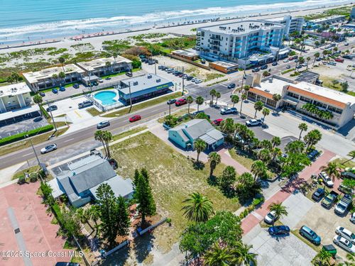 118 N Atlantic Ave, Cocoa Beach, FL, 32931-2960 | Card Image