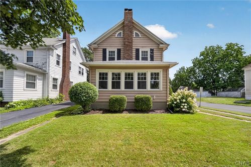 125 Columbia Ave, Syracuse, NY, 13207-1607 | Card Image