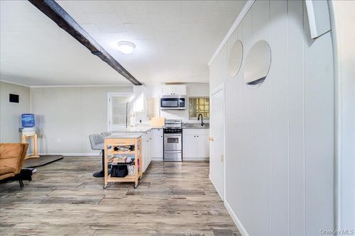 55 Beekman Dr, Carmel, NY, 10512-5251 | Card Image