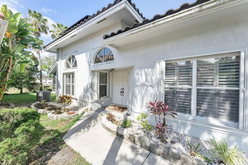 7793 Highlands Cir, Margate, FL, 33063-8102 | Card Image