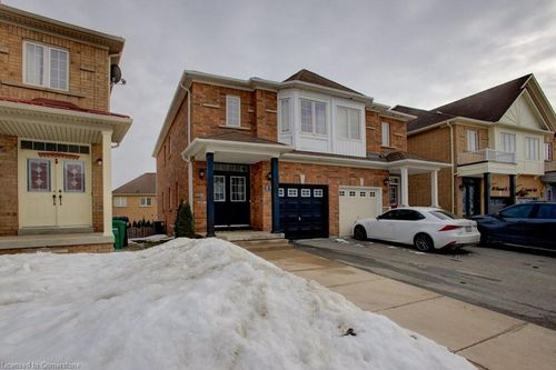 27 Portrush Trail, Brampton, ON, L6X0R2 | Card Image