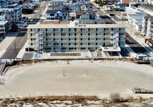 401-427 E Miami Ave, Wildwood Crest, NJ, 08260-3617 | Card Image
