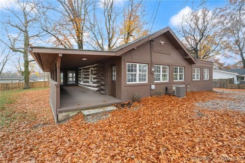 1906 Payne Koehler Rd, Sellersburg, IN, 47172-9449 | Card Image