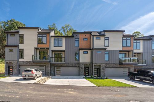 122 Tivoli Garden Drive, Morgantown, WV, 26508 | Card Image