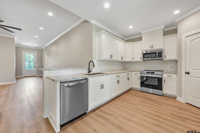 11205 County Road 166, House other with 6 bedrooms, 4 bathrooms and null parking in Tyler TX | Image 24