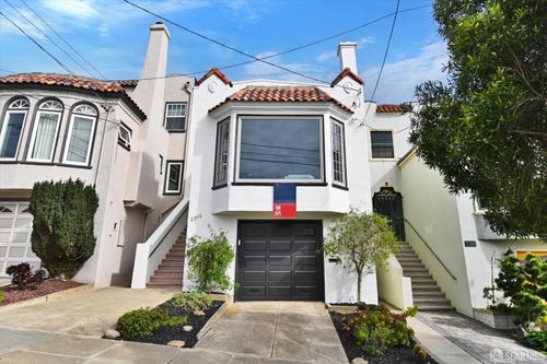 2306 25th Ave, San Francisco, CA, 94116-2337 | Card Image