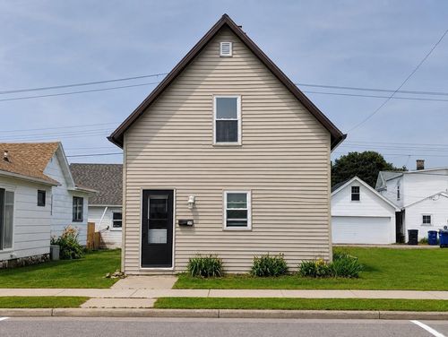 249 5th Ave S, Park Falls, WI, 54552-1144 | Card Image