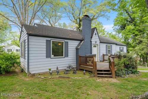 305 Gilbert Lane, Knoxville, TN, 37920 | Card Image