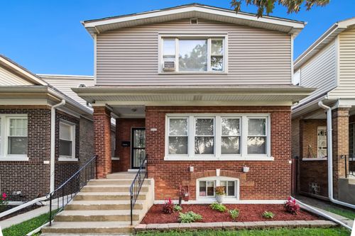 5021 W Nelson St, Chicago, IL, 60641-5044 | Card Image