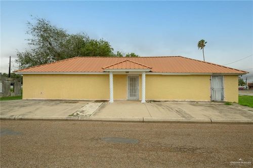 103 W Arcadio Padilla Sr St, Elsa, TX, 78543 | Card Image