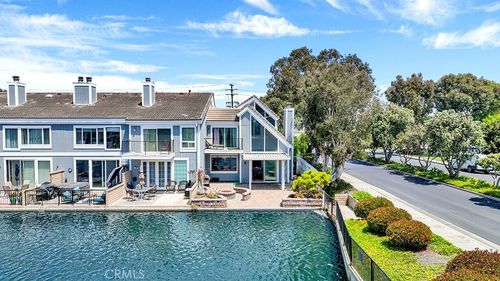 3842 Montego Dr, Huntington Beach, CA, 92649-2006 | Card Image