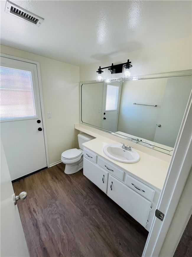 25020 Jutland Dr, House other with 3 bedrooms, 3 bathrooms and 2 parking in Hemet CA | Image 17