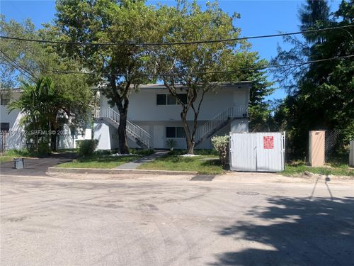 apt-2-7843 Ne 10th Ave, Miami, FL, 33138-4744 | Card Image