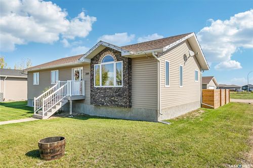 209 Carter St, McLean, SK, S0G3E0 | Card Image