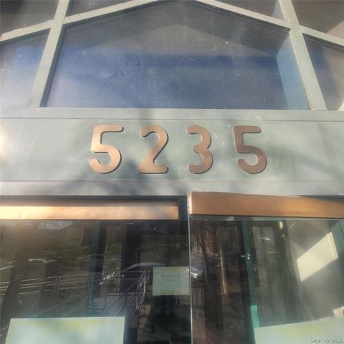 apt-1b-5235 Post Rd, Bronx, NY, 10471-3037 | Card Image