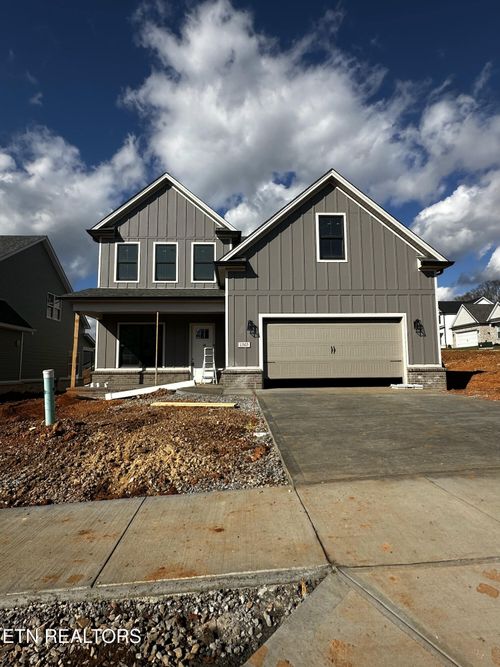 11503 Olympic Valley Dr, Knoxville, TN, 37932-3823 | Card Image