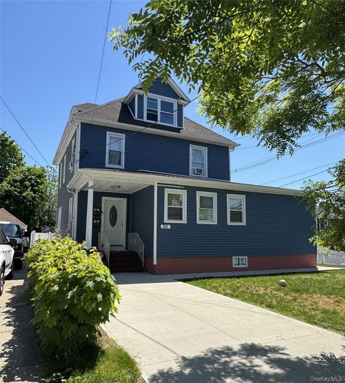 1-55 Bedell St, Freeport, NY, 11520-4546 | Card Image
