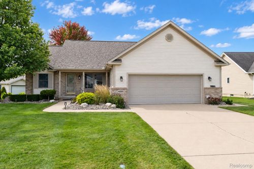 4035 Spring Hue Ln, Davison, MI, 48423-8900 | Card Image