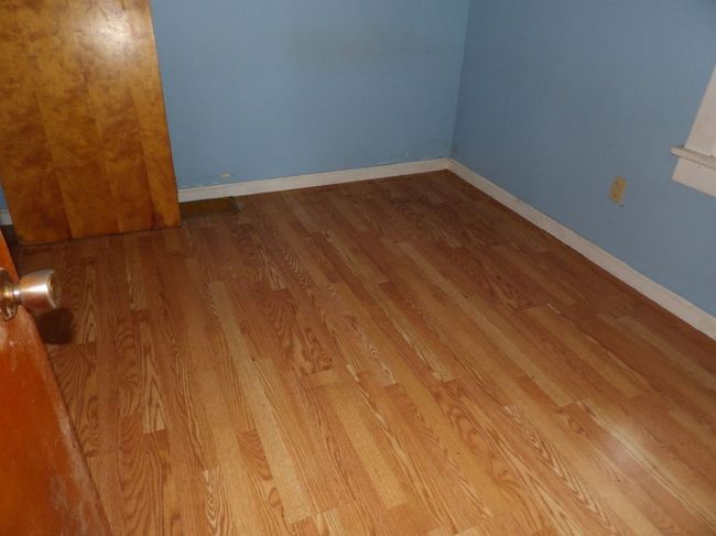 1312 Petersburg Rd, House other with 1 bedrooms, 1 bathrooms and 2 parking in Hadley PA | Image 4