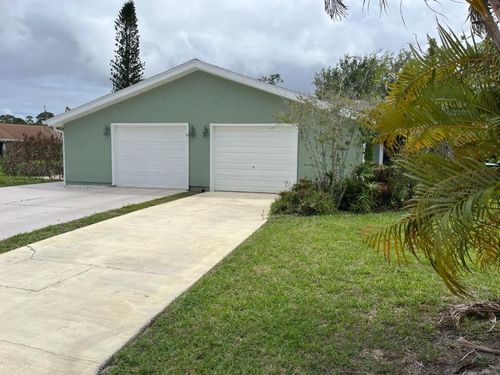 1438 Se Larkwood Cir, Port St Lucie, FL, 34952-4125 | Card Image