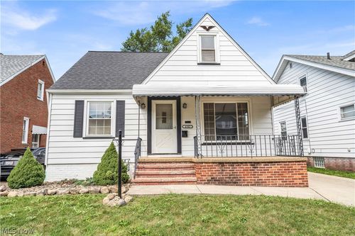 4102 Pershing Ave, Parma, OH, 44134-2310 | Card Image