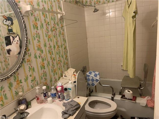 APT-1 - 3297 Royal Canadian Trce, Condo with 2 bedrooms, 1 bathrooms and 1 parking in FORT MYERS FL | Image 9