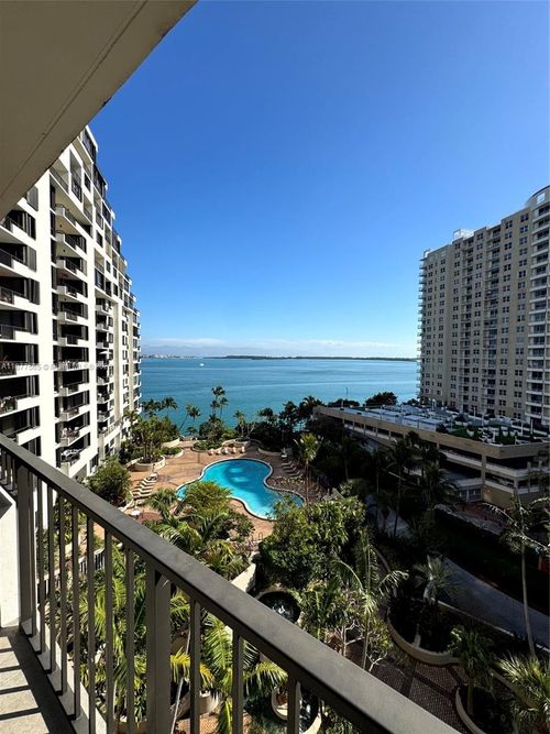 apt-a913-520 Brickell Key Dr, Miami, FL, 33131-2418 | Card Image