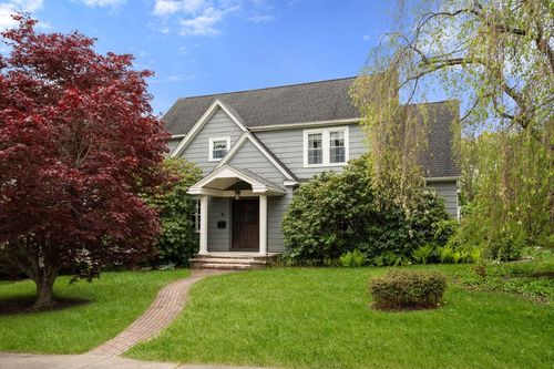 26 Lexington Ave, Holyoke, MA, 01040 | Card Image