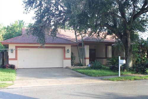 10340 Sw 15th St, Pembroke Pines, FL, 33025-4706 | Card Image