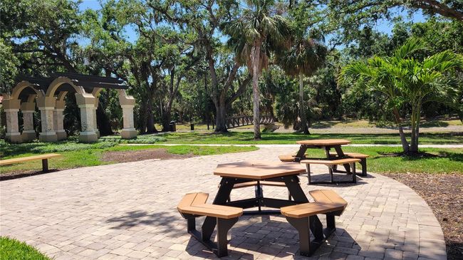 5050 Hanging Moss Ln, House other with 3 bedrooms, 3 bathrooms and null parking in SARASOTA FL | Image 37