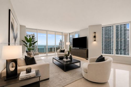 2804-901 Brickell Key Blvd, Miami, FL, 33131-3732 | Card Image