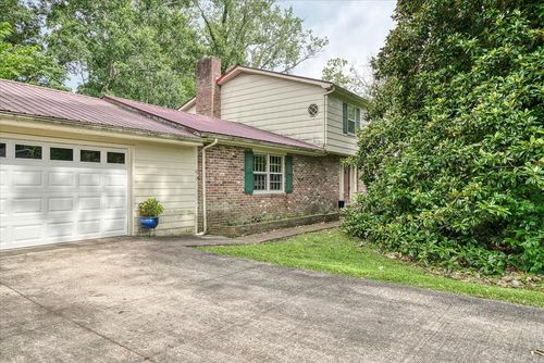 1025 N Maple Ave, Cookeville, TN, 38501-1826 | Card Image