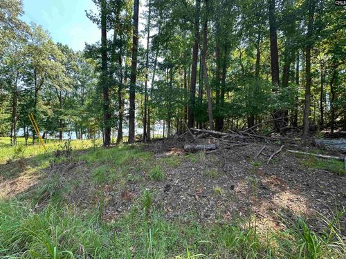 210 Hidden Circle Ln, Ridgeway, SC, 29130-9097 | Card Image